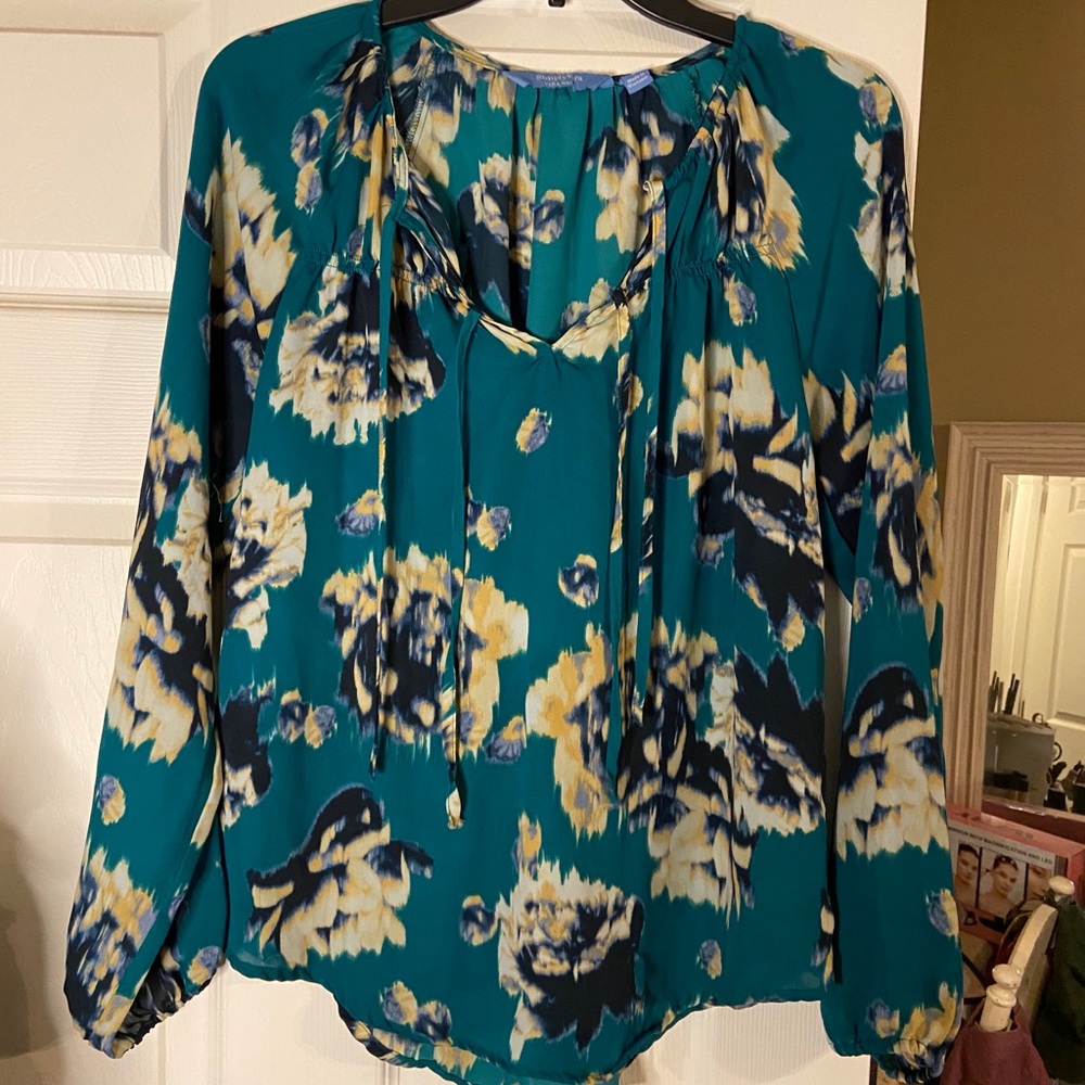 Simply Vera Blouse